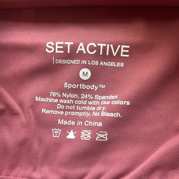 SET ACTIVE TOP - Picture 2 of 2